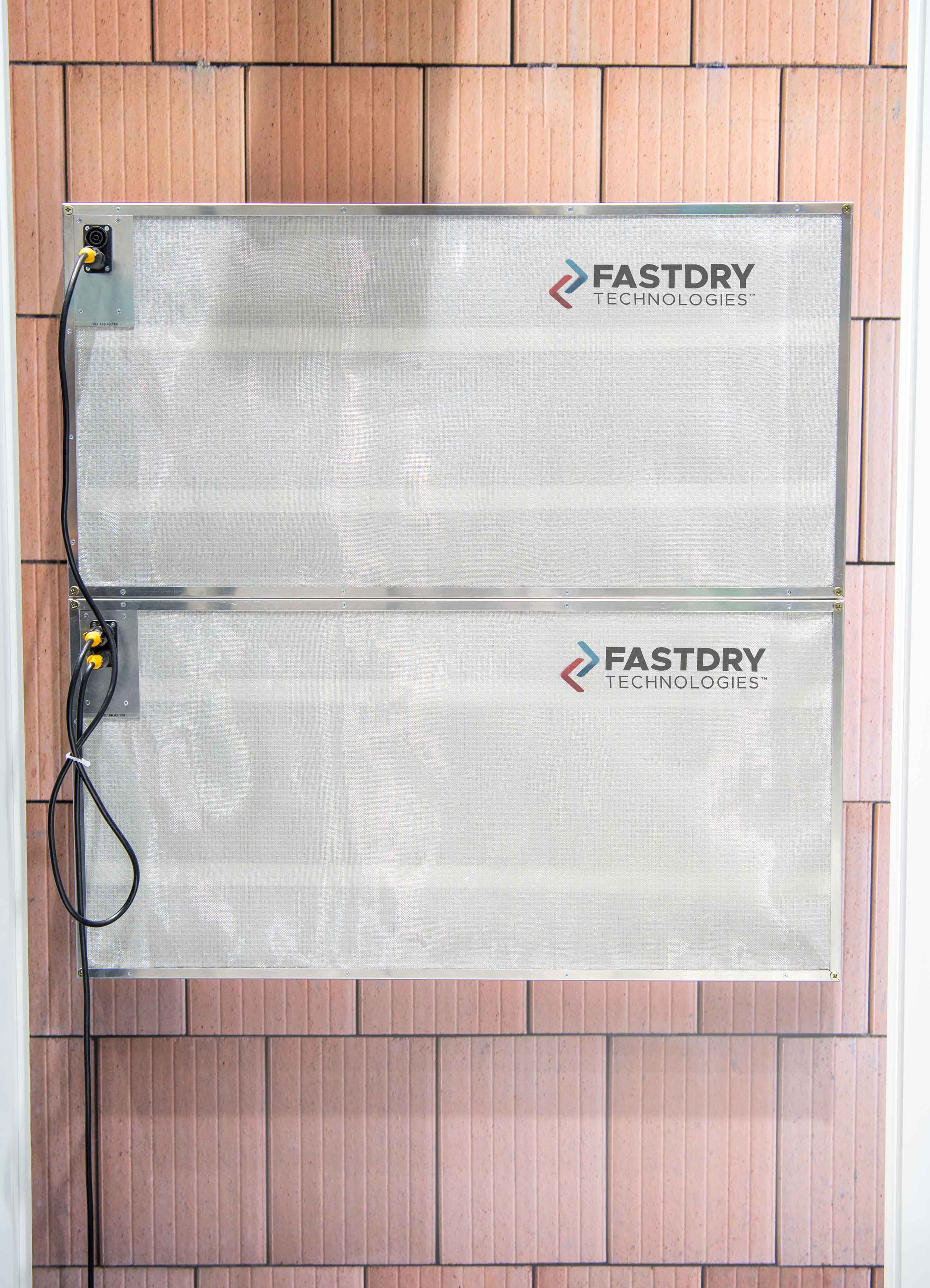FastDry™-Trocknungsmodul an der Wand