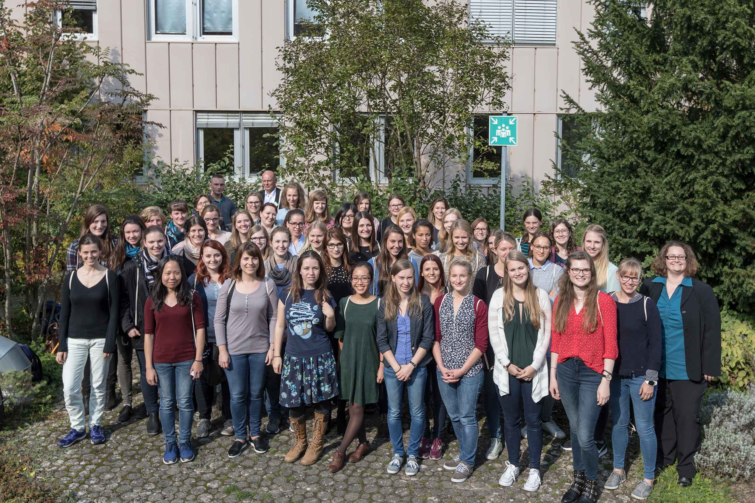 Gruppenfoto der Teilnehmerinnen des 9. Wissenschaftscampus.