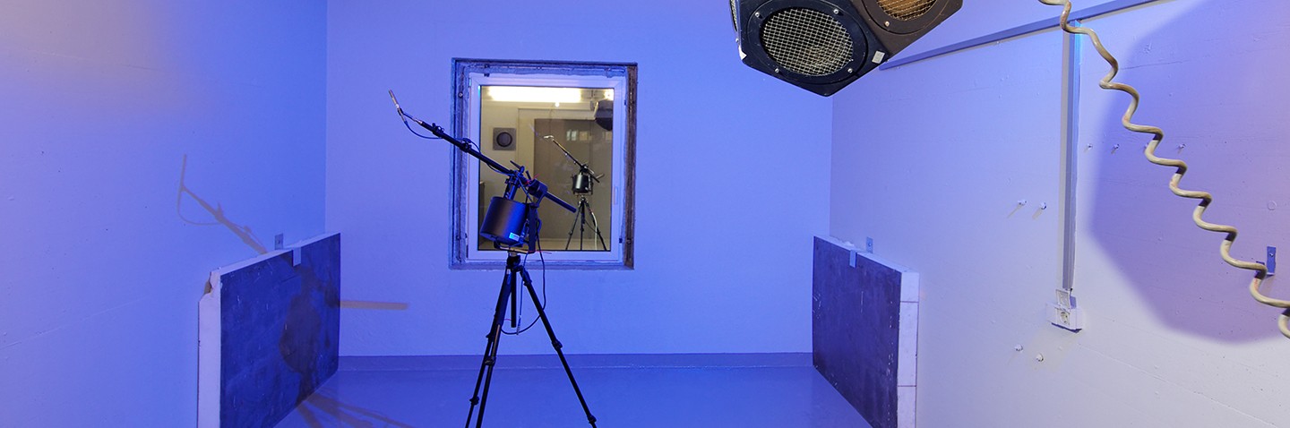 Measurement of airborne sound insulation in the window test bench Measurement of airborne sound insulation in the window test bench