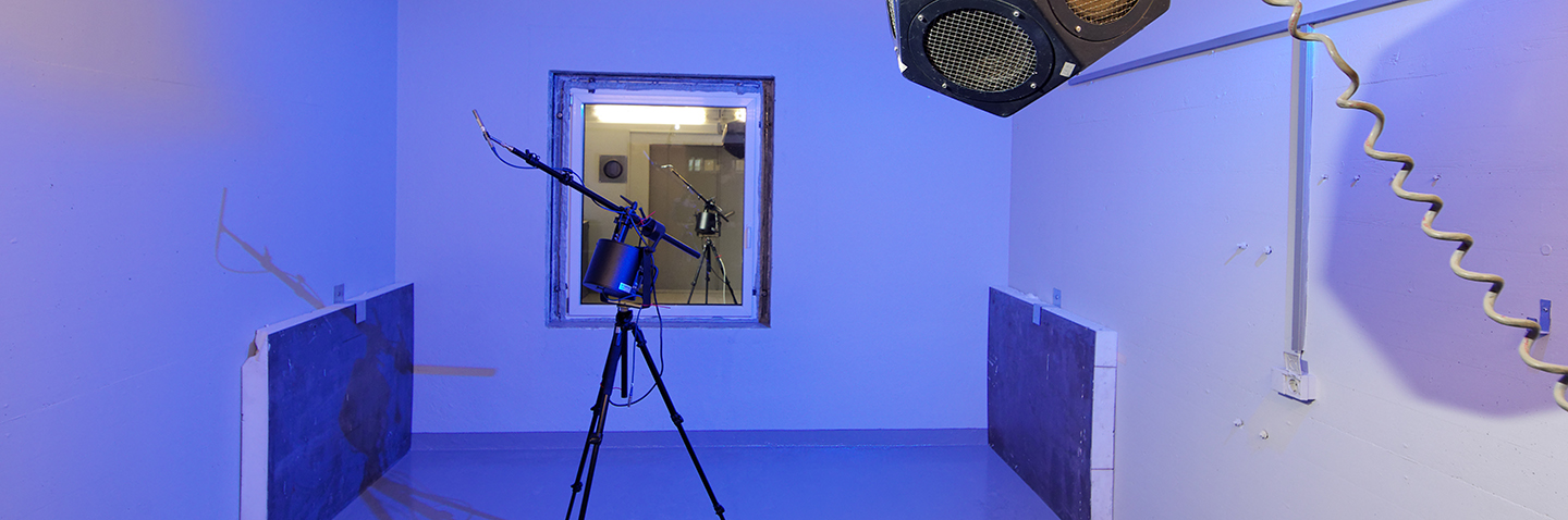 Measurement of airborne sound insulation in the window test bench Measurement of airborne sound insulation in the window test bench