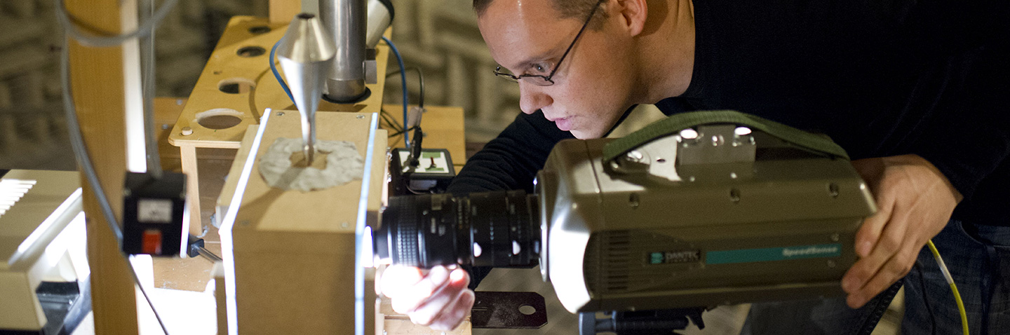 Examination of organ pipes in the laboratory Examination of organ pipes in the laboratory