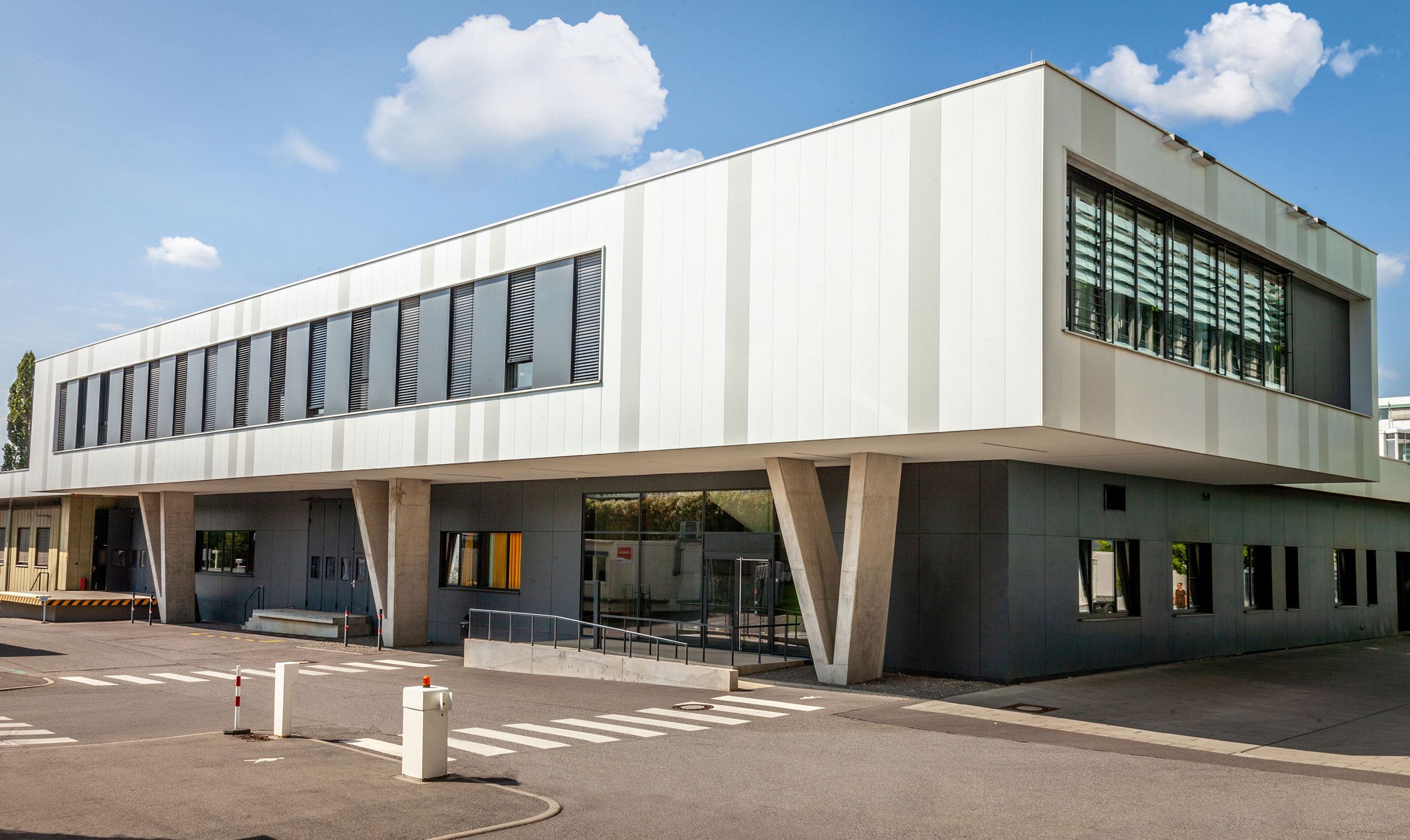 Technology Center at the Fraunhofer Institute Center in Stuttgart