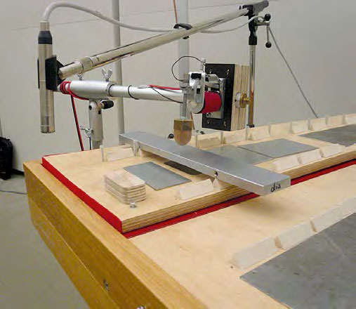 Measurement of the signals performed on the carillon model