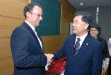 Chinese politician Wang Yang and Christoph Mitterer Chinese politician Wang Yang and Christoph Mitterer