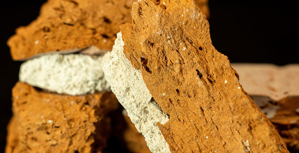 Masonry rubble made up of brick fragments