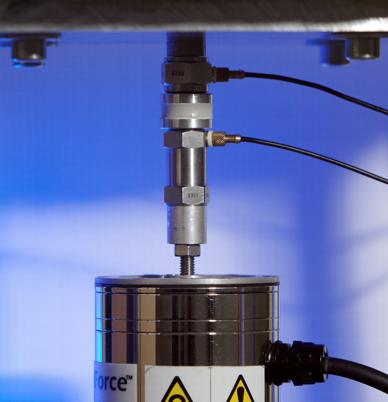 Measurement set-up adhesives and sealants