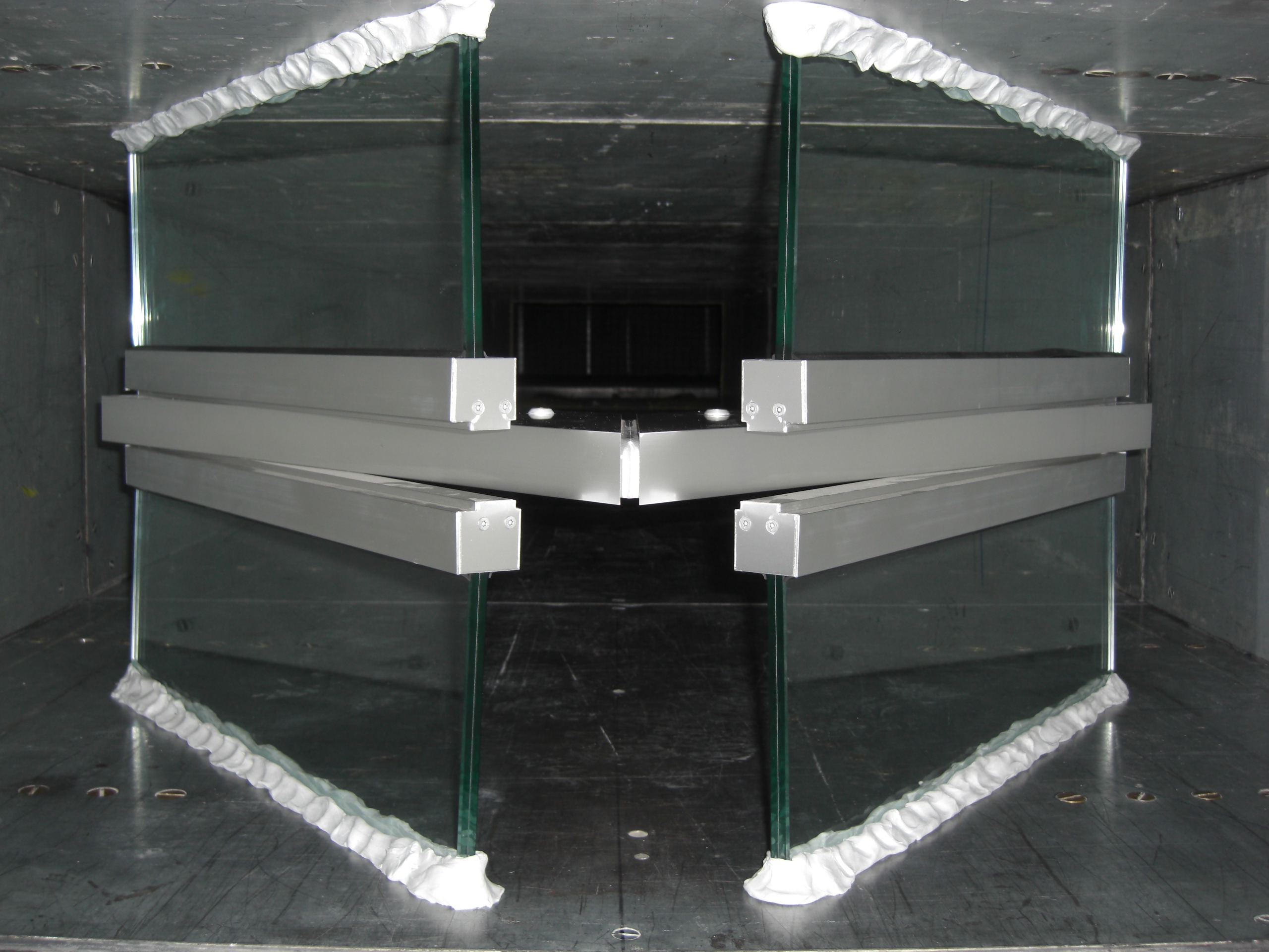 Corner element in the wind tunnel